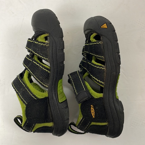Keen Newport lime green and black hiking, walking, water sandal sz 5 - Picture 6 of 7